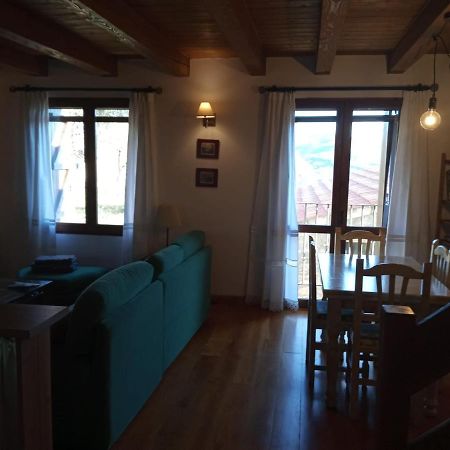 Appartamento Apartamento Exclusivo En El Pueblo Mas Bonito Duplex Roda de Isábena Esterno foto
