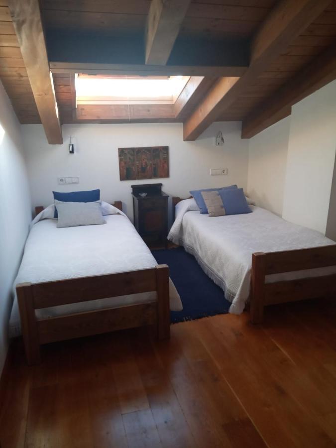 Appartamento Apartamento Exclusivo En El Pueblo Mas Bonito Duplex Roda de Isábena Esterno foto