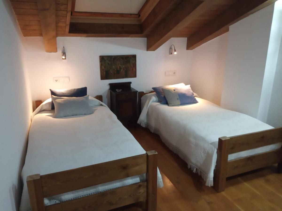 Appartamento Apartamento Exclusivo En El Pueblo Mas Bonito Duplex Roda de Isábena Esterno foto